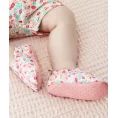 image de chaussons bébé 