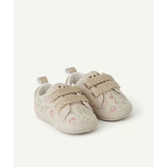 Chaussons bébé fille type basket rose pâle avec imprimé fleuri –  – Soldes