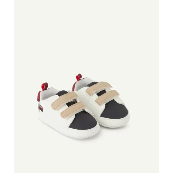 Chaussons style baskets à scratchs bébé garçon blanc beige et bleu