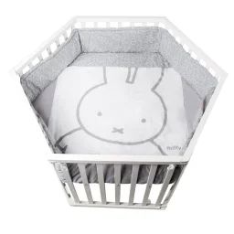 Parc Bébé Hexagonal + Tapis Imprimé Lapin Miffy Blanc – Gris / Lapin