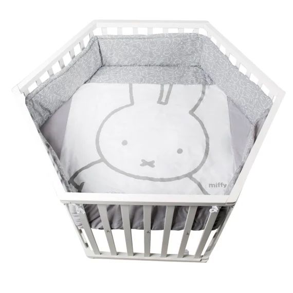 Parc Bébé Hexagonal + Tapis Imprimé Lapin Miffy Blanc – Gris / Lapin