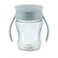 image de tasse d’apprentissage bébé 