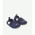 image de chaussons bébé 