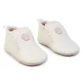 image de chaussons bébé 