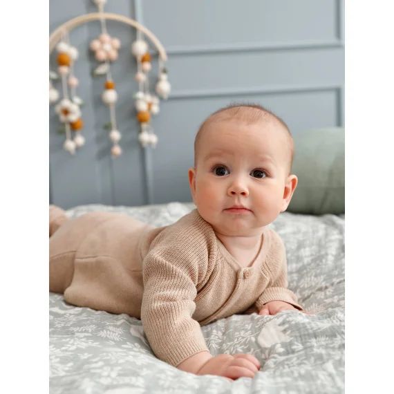 Ensemble 3 pièces en tricot : cardigan, pantalon et chaussons naissance beige chiné