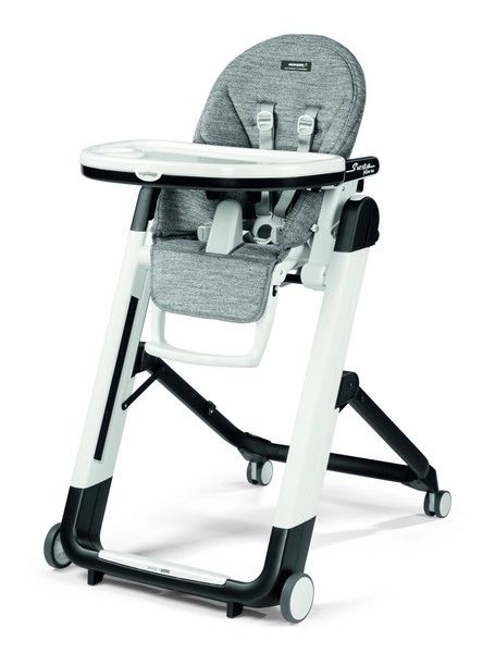 image de chaise haute bébé