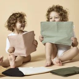 Protège carnet de santé crème