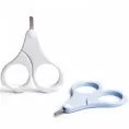 image de coupe ongles bébé
