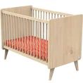 image de lit à barreaux bébé