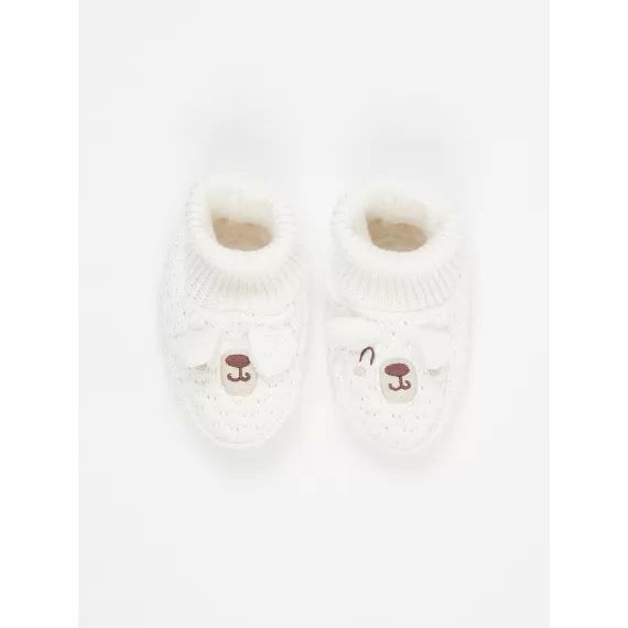 Chaussons Blanc Cassé En Tricot Mixte