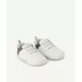 image de chaussons bébé