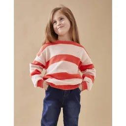 Pull rayé en tricot rose
