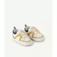 image de chaussons bébé