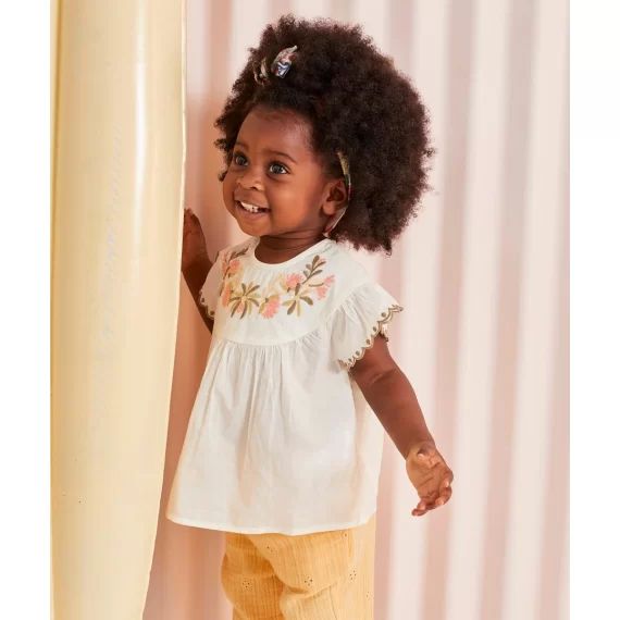 Blouse bébé fille en coton à manches courtes avec broderies –  – Soldes