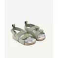 image de chaussons bébé 