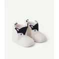 image de chaussons bébé