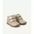 image de baskets bébé 
