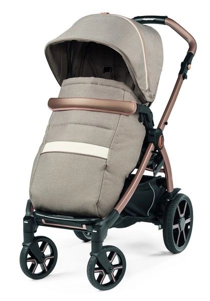 image de poussette bébé 