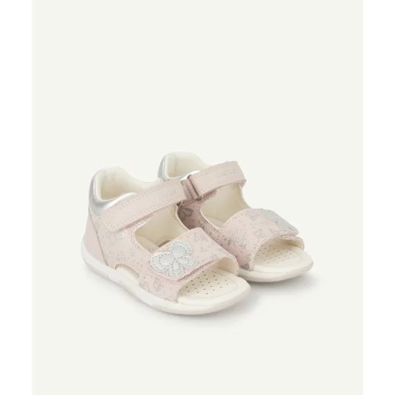 Les sandales ouvertes roses avec imprimé papillons –  – Soldes