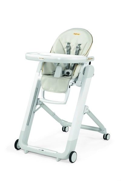 image de chaise haute bébé