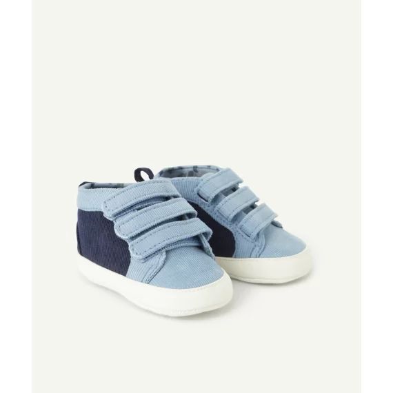 Chaussons style baskets à scratchs bébé garçon en velours bleu