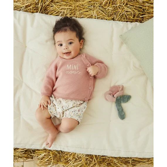 Pull bébé en tricot rose avec message –  – Soldes