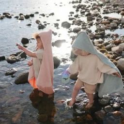 Cape de bain en coton bio Blush