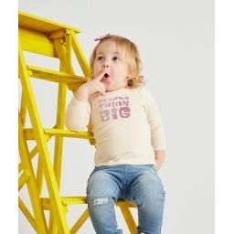 T-shirt beige bébé fille avec message violet –  – Soldes