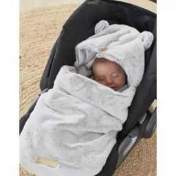 Nid d&rsquo;ange en fausse fourrure