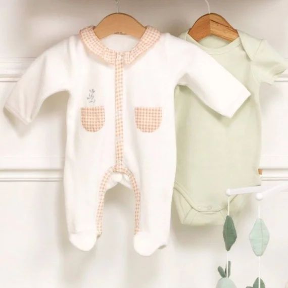 Pyjama Bébé À Manches Longues En Velours Blanc