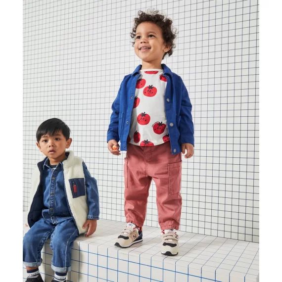 Pantalon relax bébé garçon en fibres recyclées rose avec poches