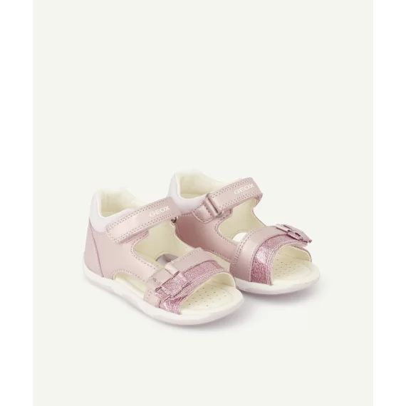 Les sandales roses avec détails pailletés –  – Soldes