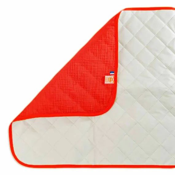 Tapis À Langer Nomade En Coton Bio Rouge