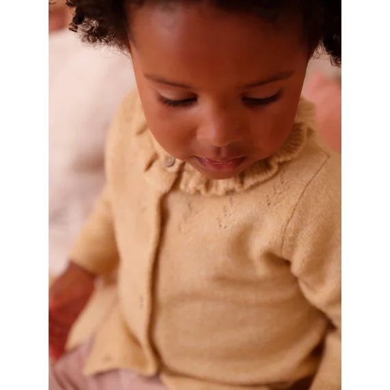 Cardigan bébé ajouré ocre