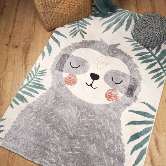 Tapis Chambre Bébé Motif Paresseux Akiko – Nattiot Multicolore