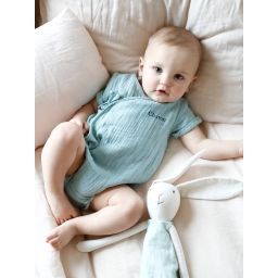 Body bébé personnalisable en gaze de coton ouverture naissance vert céladon
