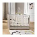 image de lit à barreaux bébé 