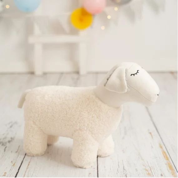 Peluche mini mouton amigurumi