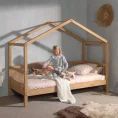 image de lit cabane bébé 