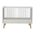 image de lit à barreaux bébé 