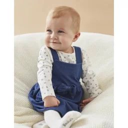 Ensemble robe en denim et t-shirt manches imprimé blanc