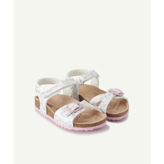 Les sandales blanches et grises avec imprimé étoiles –  – Soldes