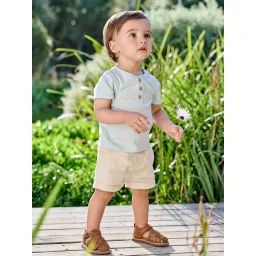 Ensemble T-shirt et short bébé bleu ciel
